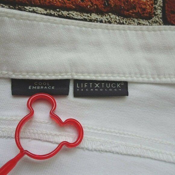 NWT NYDJ Skinny Capri Plus Jean Denim White Lift Tuck Technology Stretch 28W - Picture 8 of 12